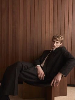 Men's Dark Grey Pinstripe Wool Tailored Blazer - Refined Formal Suiting 7 Men's Dark Grey Pinstripe Wool Tailored Blazer - Refined Formal Suiting -FRAME Clothing Shop SHOT 02 0159 02 RGB 72 2000X2666 3a1914ef 8181 497b b35b 290a7cb652c7 blazer lookbook image