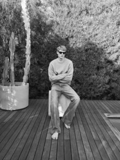 Men's Old Lavender Cashmere Crewneck Sweater – Classic Fit 100% Woolen Knit -FRAME Clothing Shop SHOT 16 0020 BW 01 RGB 72 2000X2666 5614d6a3 7507 461a 809e 2595c627e2b5 sweater lookbook image