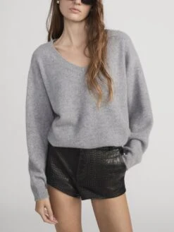 The Cashmere V Sweater -- Heather Grey 10 The Cashmere V Sweater -- Heather Grey -FRAME Clothing Shop WF25KSW054 HGRY 0662 sweater front image