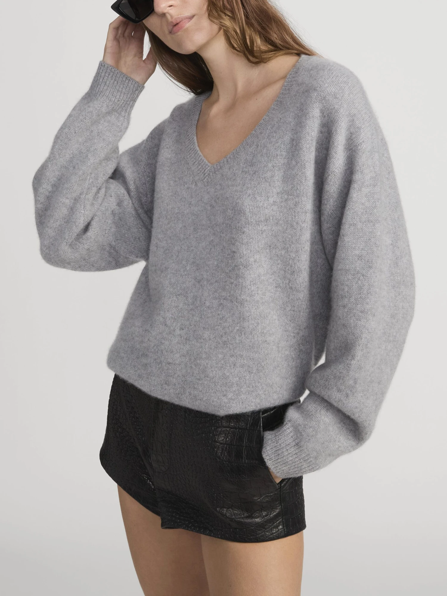 The Cashmere V Sweater -- Heather Grey 5 The Cashmere V Sweater -- Heather Grey - Image 5