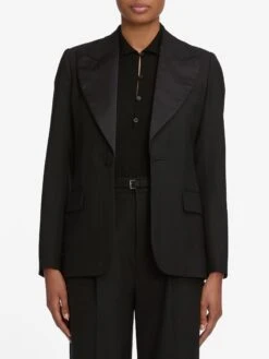 The Peak Lapel Blazer -- Black 9 The Peak Lapel Blazer -- Black -FRAME Clothing Shop WF25WBZ001 BLK WF25KSW030 BLK WF25WPA001 BLK 12512 V2 blazer front image