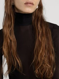 The Hosiery Turtleneck -- Black -FRAME Clothing Shop WP26JKT017 BLK 2043659 SUTR 1240 sweater front detail image