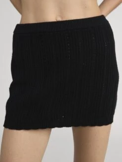 The Getaway Skirt -- Black -FRAME Clothing Shop WP26KSW061 BLK WP26KSW002 BLK 3593 skirt front detail image