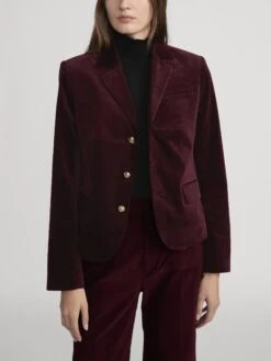 The Velvet Smart Blazer -- Cabernet -FRAME Clothing Shop WP26WPA010 CBNT WP26WBZ010 CBNT 1517 blazer front image