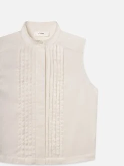 The Tux Blouse -- Alabaster 7 The Tux Blouse -- Alabaster -FRAME Clothing Shop WS25WSH010 ABST DET top front detail packshot image