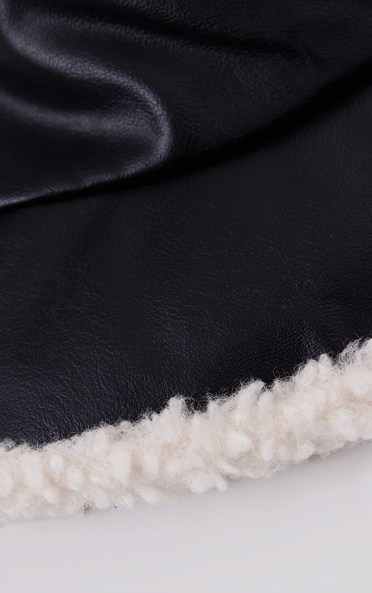 Prettylittlething Black Fluffy Large Bucket Hat 3 Prettylittlething Black Fluffy Large Bucket Hat - Image 3