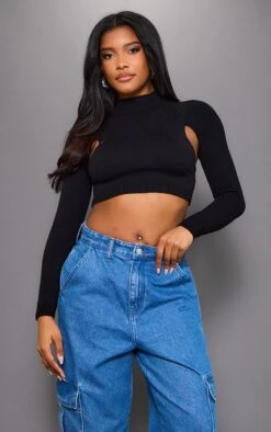 Prettylittlething Black Soft Knit Cut Out Crop Sweater -FRAME Clothing Shop a697d795ebc2ff5bd41118cafb34e61d4a16ae02 cnf4776 3