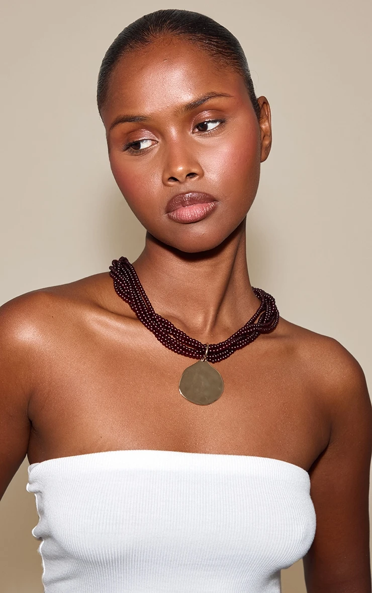 PrettyLittleThing Smokey Brown Resin Gold Pendant Necklace – Elegant Delicate Chain Statement Jewelry 1 PrettyLittleThing Smokey Brown Resin Gold Pendant Necklace – Elegant Delicate Chain Statement Jewelry