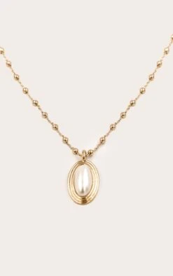 Cream Pearl Pendant Bobble Chain Necklace - Elegant Gold-Tone Aesthetic Jewelry -FRAME Clothing Shop bb001f73b591fa4192a31848866eabc45443710a CNO0349 3 cream pearl pendant bobble chain necklace