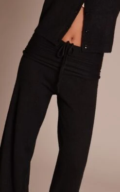 Prettylittlething Black Rib Soft Knit Fold Over Pant -FRAME Clothing Shop bb4868884098aef85a7119966a55fc97e400ed23 CNN7188 4 black rib soft knit fold over trouser