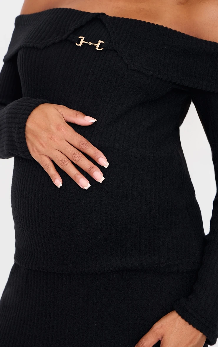 Prettylittlething Maternity Black Brushed Rib Buckle Detail – Off The Shoulder Long Sleeve Top 4 Prettylittlething Maternity Black Brushed Rib Buckle Detail – Off The Shoulder Long Sleeve Top - Image 4