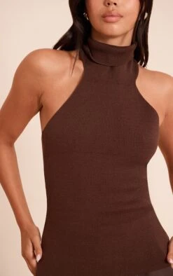 Prettylittlething Chocolate Compact Knit Halterneck Top 8 Prettylittlething Chocolate Compact Knit Halterneck Top -FRAME Clothing Shop c3122e93cd42b4d41ba0a636f3e2383f810365bd CNN6472 4 chocolate compact knit halterneck top