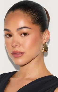 Prettylittlething Gold Curve Statement Earrings