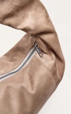 Prettylittlething Mink Oversized Faux Suede Tote -FRAME Clothing Shop e30cc7bfd22d50aa093aaa83e090d10d00b65885 CNL6647 3 mink oversized faux suede tote