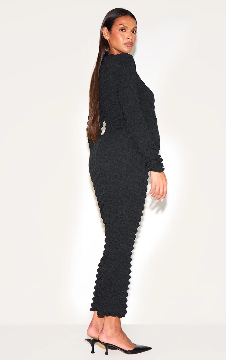 Prettylittlething Maternity Black Textured Bubble Midaxi Dress 2 Prettylittlething Maternity Black Textured Bubble Midaxi Dress - Image 2