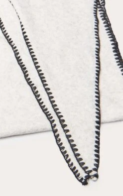 Prettylittlething Grey Knit Contrast Tassel Shawl 5 Prettylittlething Grey Knit Contrast Tassel Shawl -FRAME Clothing Shop ebbf2902133dad37f1556dc00479e499127b603a CNO1593 2 grey knit contrast tassel shawl