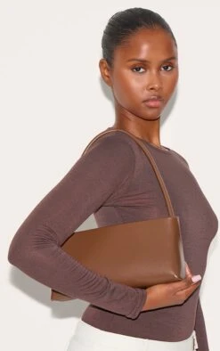 PrettyLittleThing Chocolate Brown Slim Shoulder Bag - Minimalist Evening Handbag -FRAME Clothing Shop f363dd5a39f66152e3feab661ceeac3132a99703 CNL8010 5 chocolate slim shoulder bag
