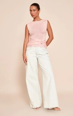 Pink Boat Neck Filigree Knit Vest Top with Gold Trim Detail -FRAME Clothing Shop f5518d8266fcbde1e8b9faa164637e84f666e362 CNO0185 3 pink boat neck filagree trim top