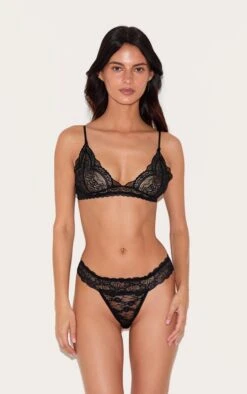 Prettylittlething Black Basic Lace Bra