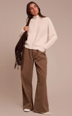 Cream Zip Up Pocket Detail Knitted Cardigan -FRAME Clothing Shop f9e0b204f7f890dac452a3d761b9d64170556bc1 CNN9690 3 cream zip up pocket detail knitted cardigan