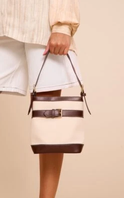 PrettyLittleThing Chocolate Brown PU & Cream Canvas Contrast – Structured Bucket Shoulder Bag