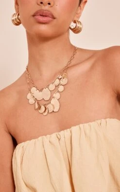 PrettyLittleThing Gold Multi-Layered Circular Pendant Charm Necklace - Hammered & Polished Textures
