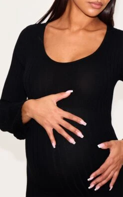 PrettyLittleThing Maternity Black Knitted Scoop Neck Midaxi Dress – Long Sleeve Bodycon Knit -FRAME Clothing Shop fe5ae7af71eb08904b753b71096274526133d6e1 cng3812 4